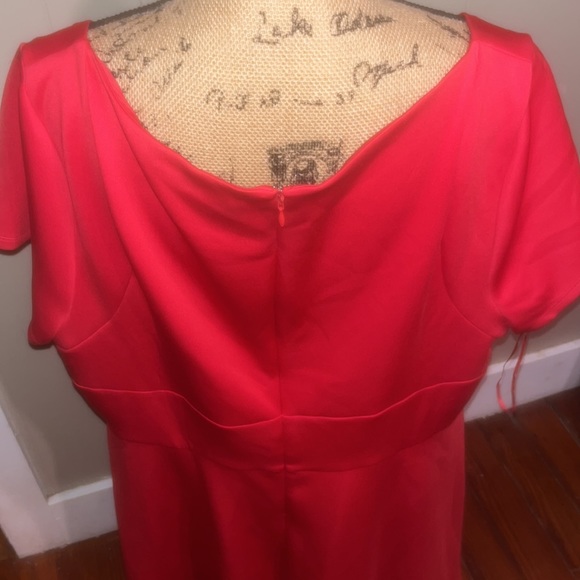 Lane Bryant size 26/28 red dress - Picture 2 of 5